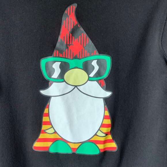 Well Worn Gnome Santa Sweatshirt Black Holiday Sweater Christmas Girls Medium - Picture 3 of 8
